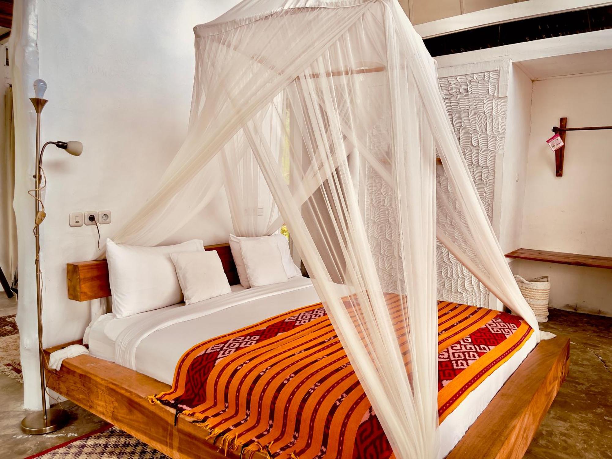 Manulalu Jungle Hotell Bajawa Exteriör bild