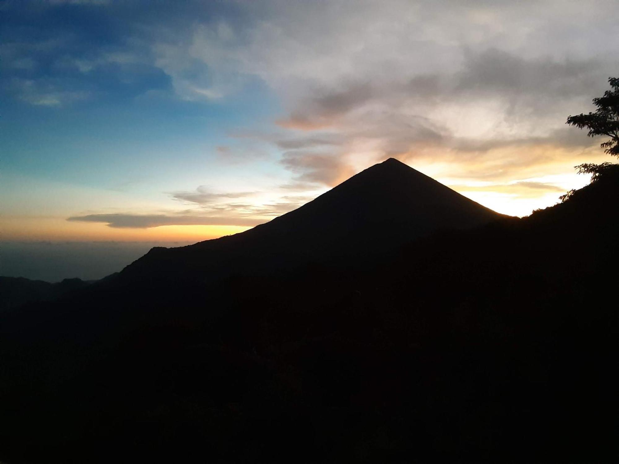 Manulalu Jungle Hotell Bajawa Exteriör bild